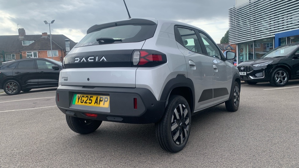 Dacia Spring 27kWh Expression 65 48kW 5dr Auto Electric Hatchback - Image 42