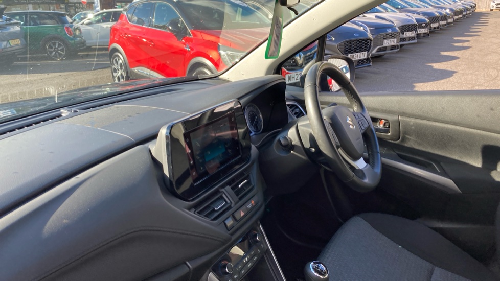 Suzuki S-Cross 1.4 Boosterjet 48V Hybrid Motion 5dr Petrol Hatchback - Image 9
