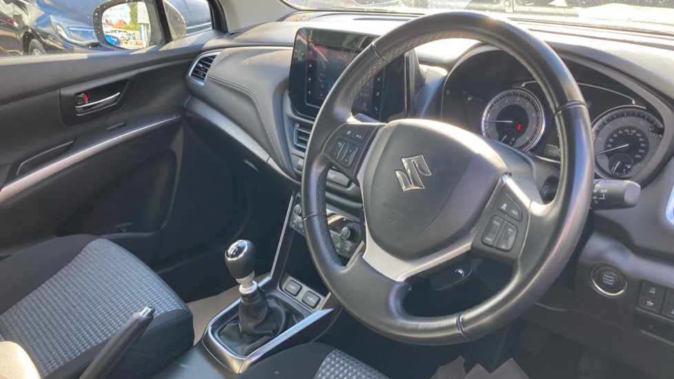 Suzuki S-Cross 1.4 Boosterjet 48V Hybrid Motion 5dr Petrol Hatchback - Image 11