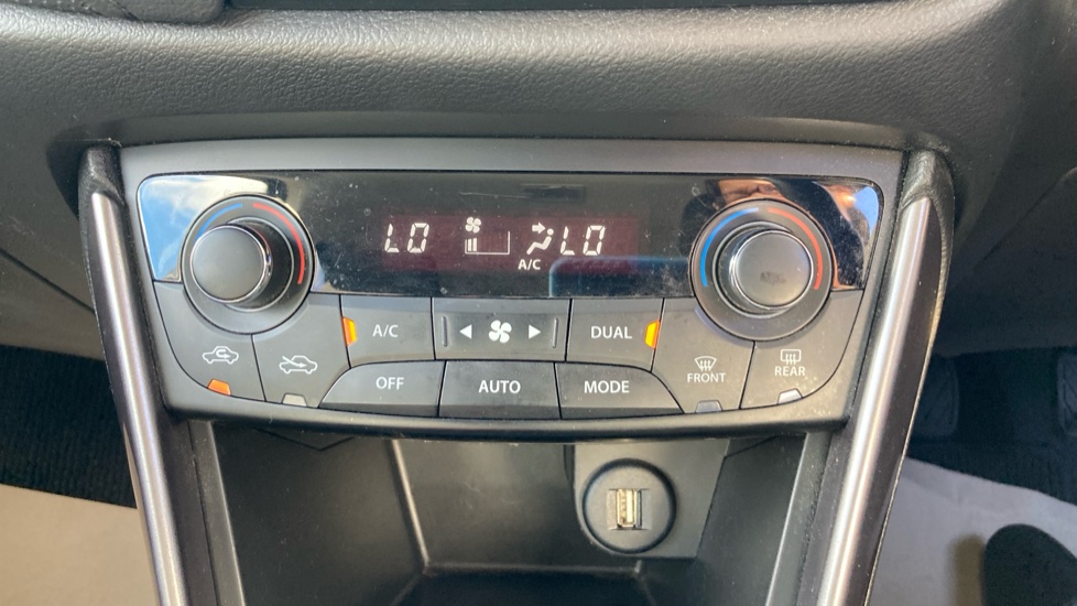 Suzuki S-Cross 1.4 Boosterjet 48V Hybrid Motion 5dr Petrol Hatchback - Image 21
