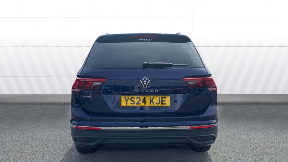 Volkswagen Tiguan Allspace 1.5 TSI Life 5dr DSG Petrol Estate - Image 6