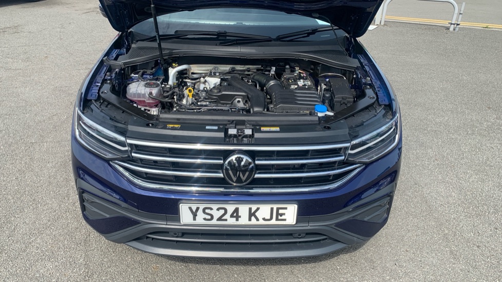 Volkswagen Tiguan Allspace 1.5 TSI Life 5dr DSG Petrol Estate - Image 8