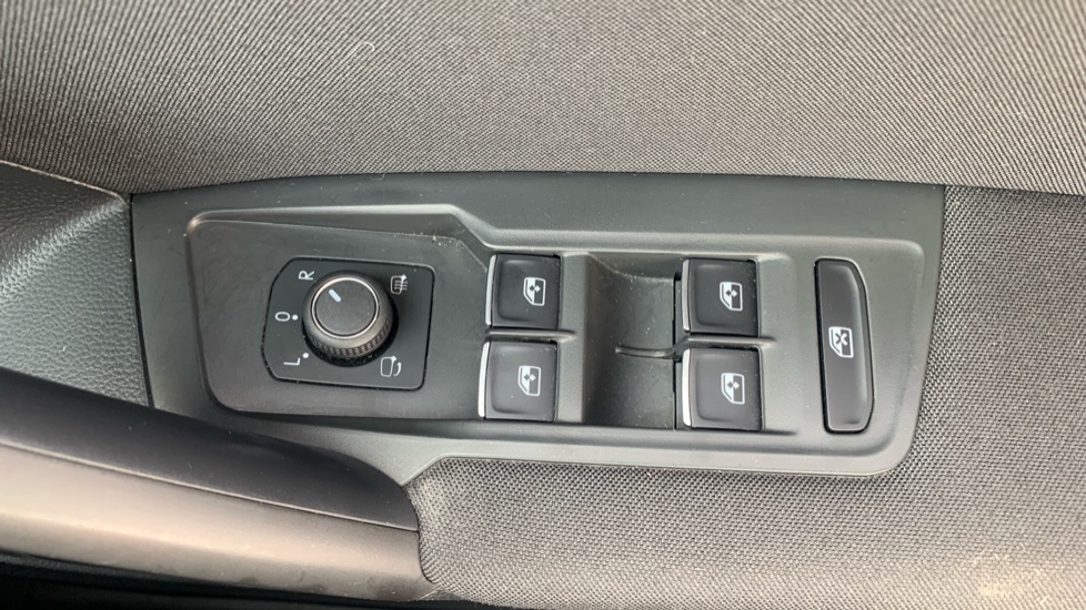Volkswagen Tiguan Allspace 1.5 TSI Life 5dr DSG Petrol Estate - Image 27