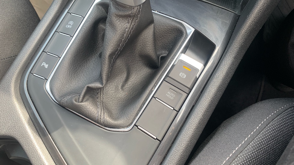 Volkswagen Tiguan Allspace 1.5 TSI Life 5dr DSG Petrol Estate - Image 35