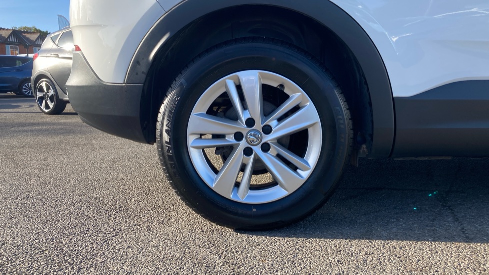 Vauxhall Grandland X 1.2 Turbo SE 5dr Petrol Hatchback - Image 7