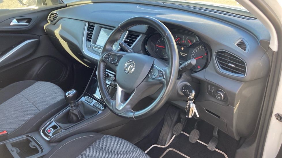 Vauxhall Grandland X 1.2 Turbo SE 5dr Petrol Hatchback - Image 11