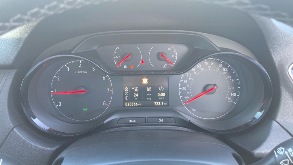 Vauxhall Grandland X 1.2 Turbo SE 5dr Petrol Hatchback - Image 18