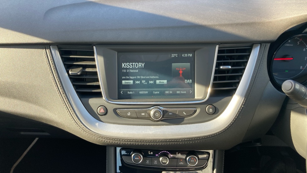 Vauxhall Grandland X 1.2 Turbo SE 5dr Petrol Hatchback - Image 27