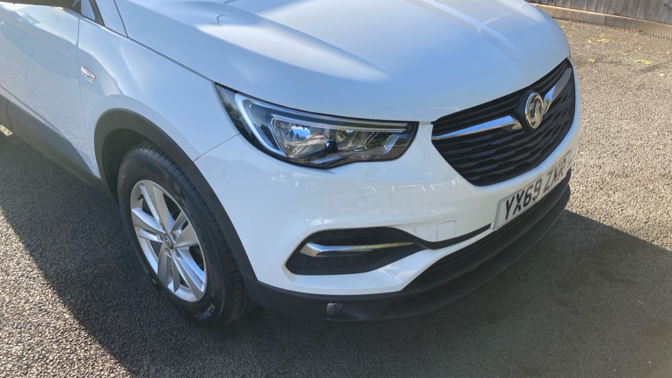 Vauxhall Grandland X 1.2 Turbo SE 5dr Petrol Hatchback - Image 41