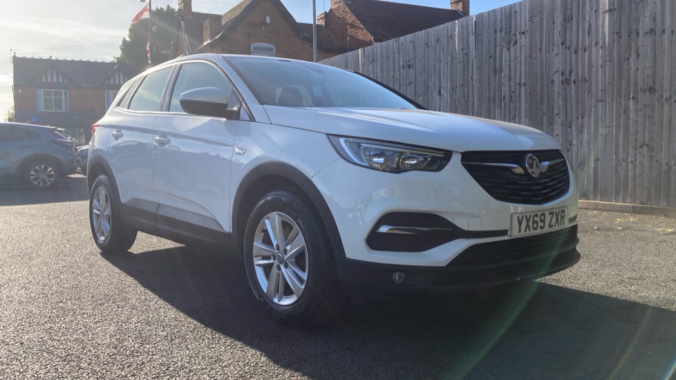 Vauxhall Grandland X 1.2 Turbo SE 5dr Petrol Hatchback - Image 42