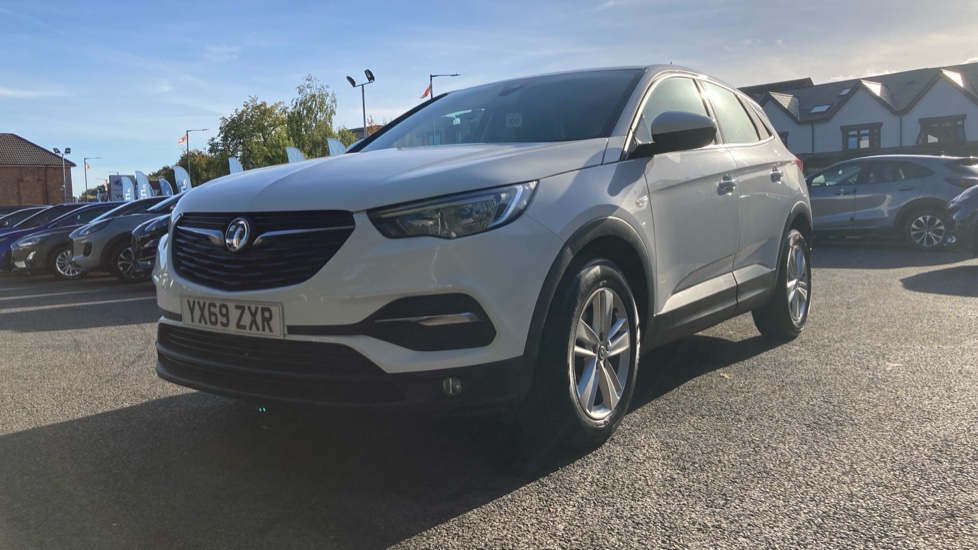 Vauxhall Grandland X 1.2 Turbo SE 5dr Petrol Hatchback - Image 44