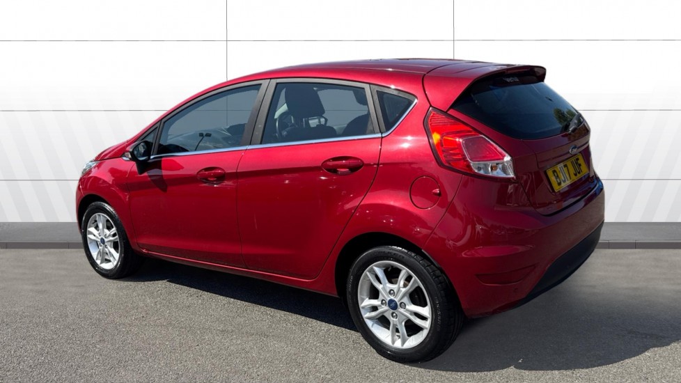 Ford Fiesta 1.25 82 Zetec 5dr Petrol Hatchback - Image 2