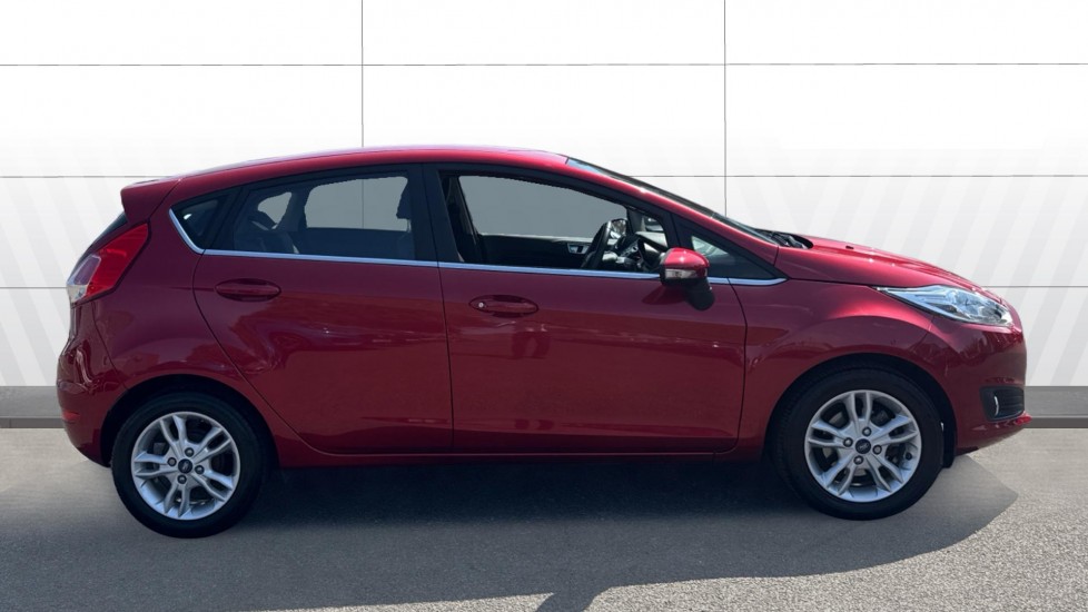 Ford Fiesta 1.25 82 Zetec 5dr Petrol Hatchback - Image 5