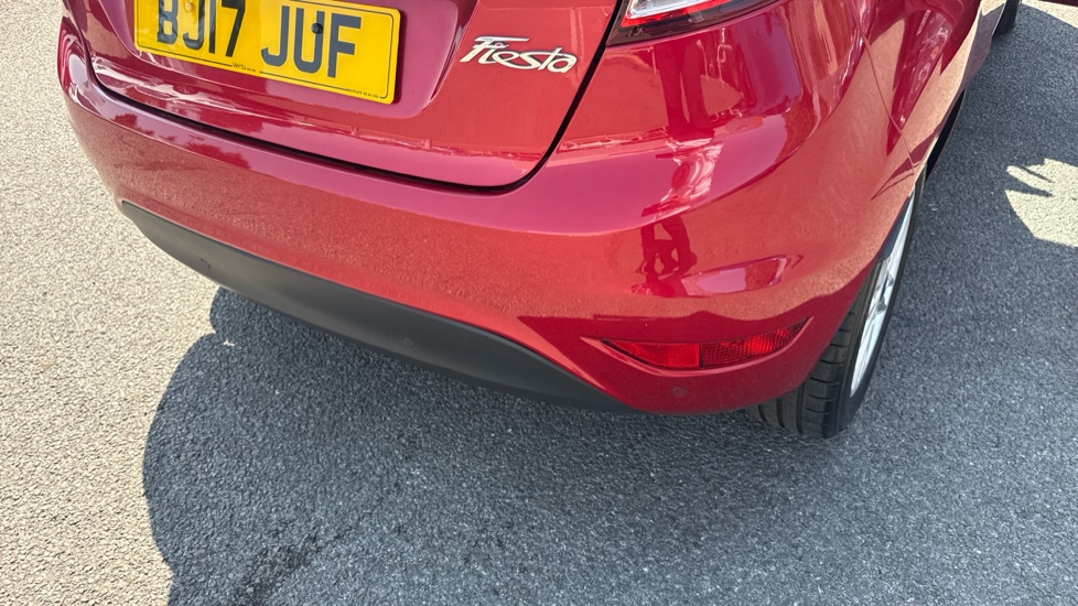 Ford Fiesta 1.25 82 Zetec 5dr Petrol Hatchback - Image 35