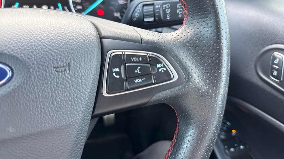 Ford EcoSport 1.0 EcoBoost 125 ST-Line 5dr Petrol Hatchback - Image 31