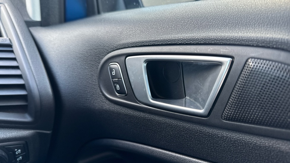 Ford EcoSport 1.0 EcoBoost 125 ST-Line 5dr Petrol Hatchback - Image 35