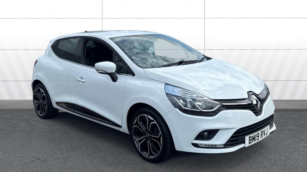 Renault Clio 0.9 TCE 75 Iconic 5dr Petrol Hatchback - Image 1