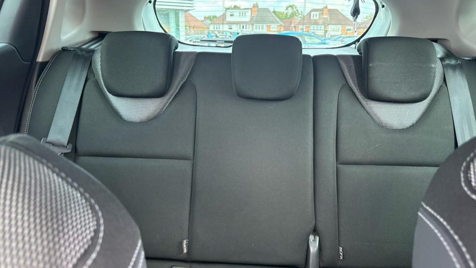 Renault Clio 0.9 TCE 75 Iconic 5dr Petrol Hatchback - Image 15