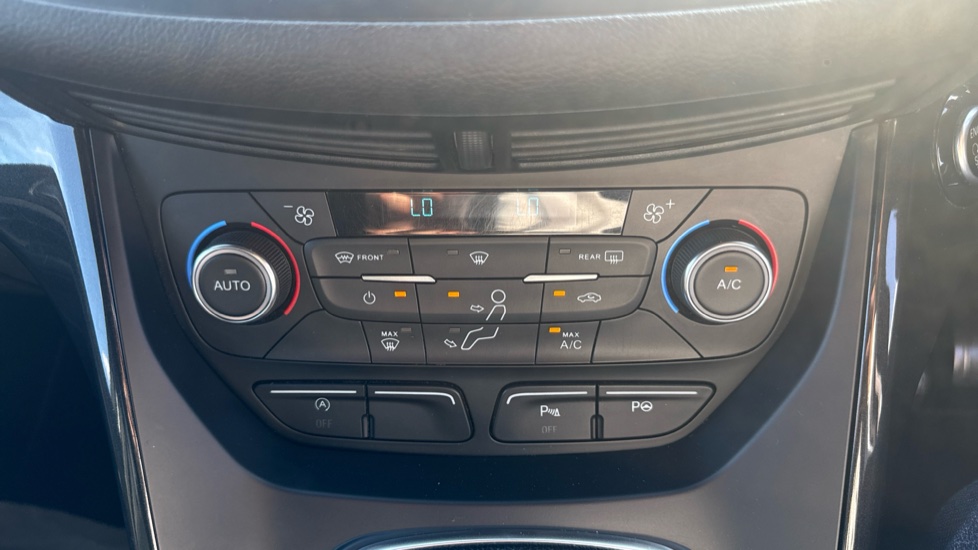 Ford Kuga 1.5 EcoBoost ST-Line 5dr 2WD Petrol Estate - Image 26