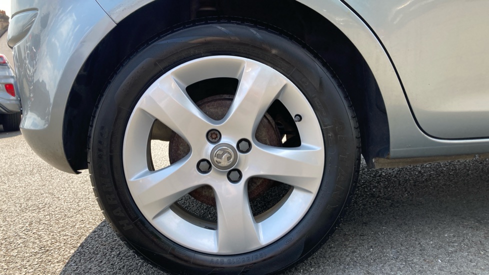 Vauxhall Corsa 1.4 SXi 5dr [AC] Petrol Hatchback - Image 7