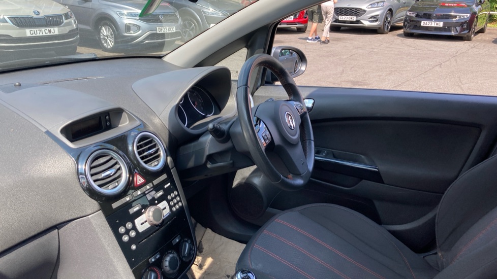 Vauxhall Corsa 1.4 SXi 5dr [AC] Petrol Hatchback - Image 9
