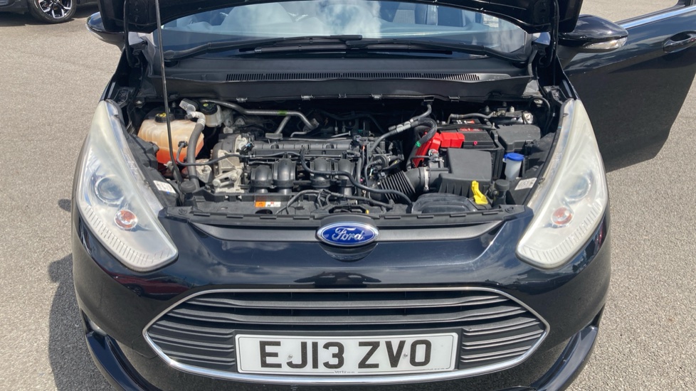 Ford B-MAX 1.6 Zetec 5dr Powershift Petrol Hatchback - Image 8