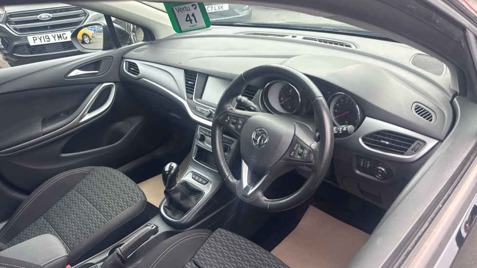 Vauxhall Astra 1.6 CDTi 16V 136 Tech Line Nav 5dr Diesel Hatchback - Image 11