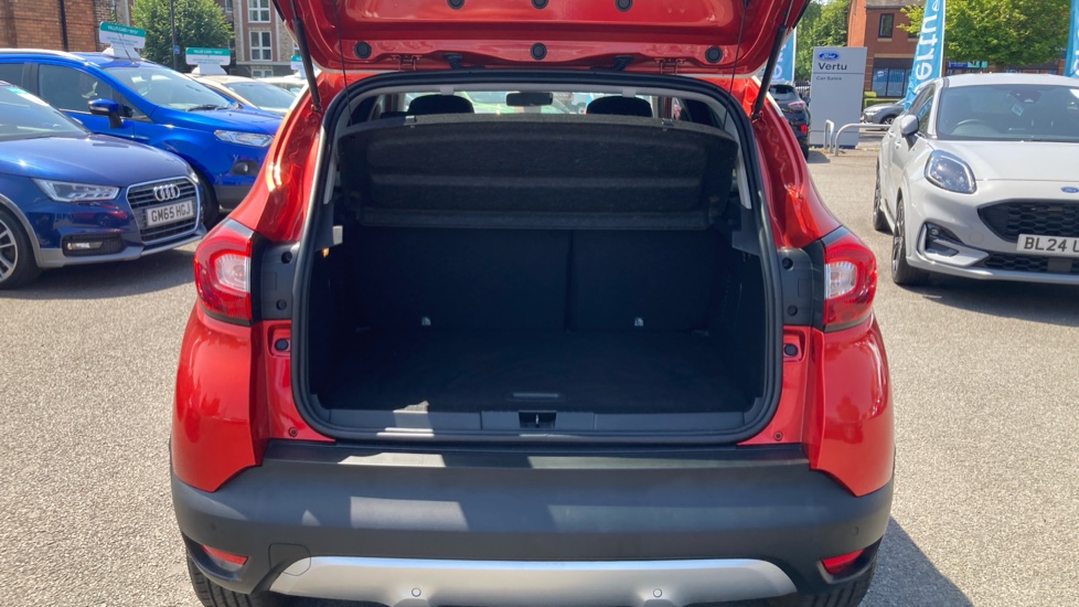 Renault Captur 1.5 dCi 90 Signature Energy 5dr Diesel Hatchback - Image 4