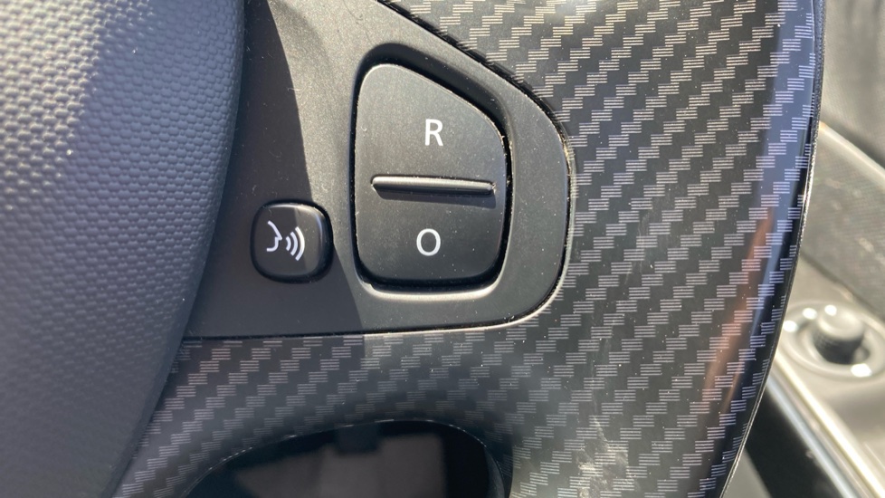 Renault Captur 1.5 dCi 90 Signature Energy 5dr Diesel Hatchback - Image 25