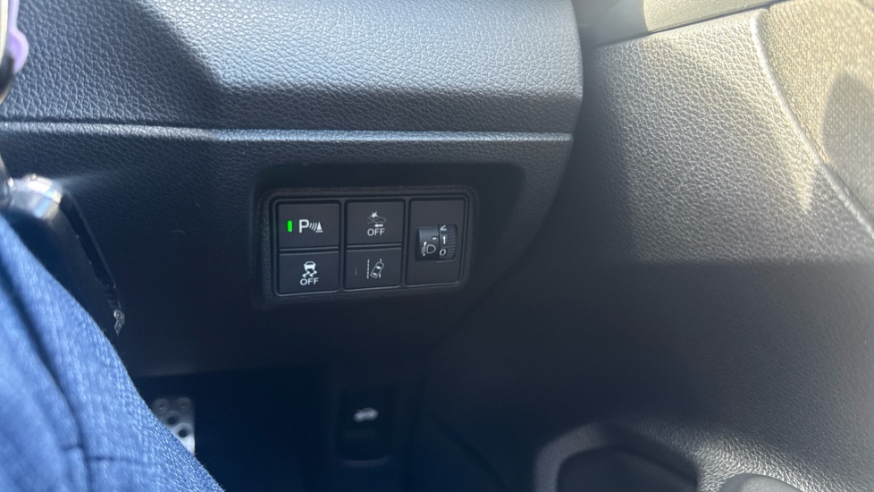 Honda Civic 1.0 VTEC Turbo SR 5dr Petrol Hatchback - Image 31