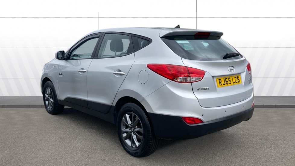 Hyundai ix35 1.7 CRDi Blue Drive S 5dr 2WD Diesel Estate - Image 2