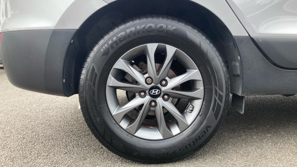 Hyundai ix35 1.7 CRDi Blue Drive S 5dr 2WD Diesel Estate - Image 7