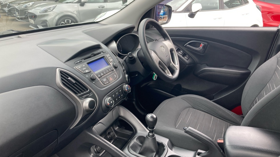 Hyundai ix35 1.7 CRDi Blue Drive S 5dr 2WD Diesel Estate - Image 9