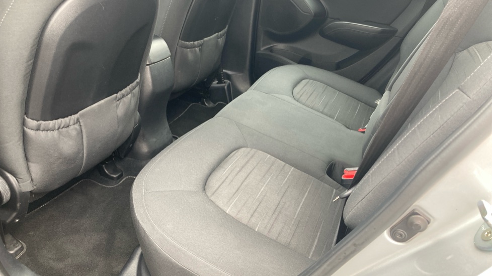 Hyundai ix35 1.7 CRDi Blue Drive S 5dr 2WD Diesel Estate - Image 16