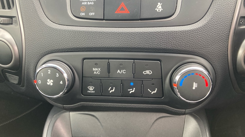 Hyundai ix35 1.7 CRDi Blue Drive S 5dr 2WD Diesel Estate - Image 22