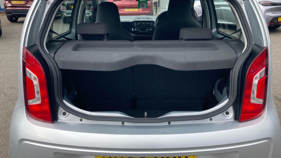 Volkswagen Up 1.0 Move Up 5dr Petrol Hatchback - Image 4