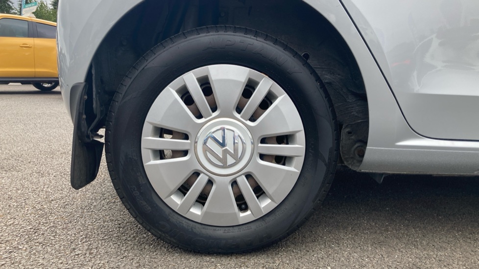 Volkswagen Up 1.0 Move Up 5dr Petrol Hatchback - Image 7