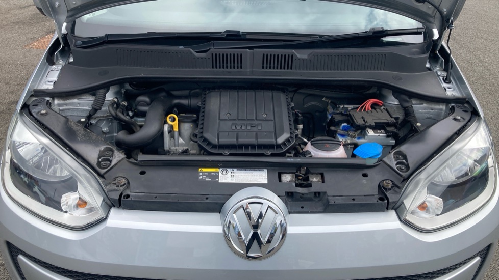 Volkswagen Up 1.0 Move Up 5dr Petrol Hatchback - Image 8