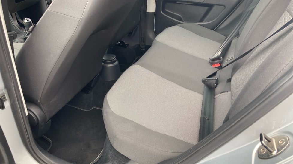 Volkswagen Up 1.0 Move Up 5dr Petrol Hatchback - Image 16