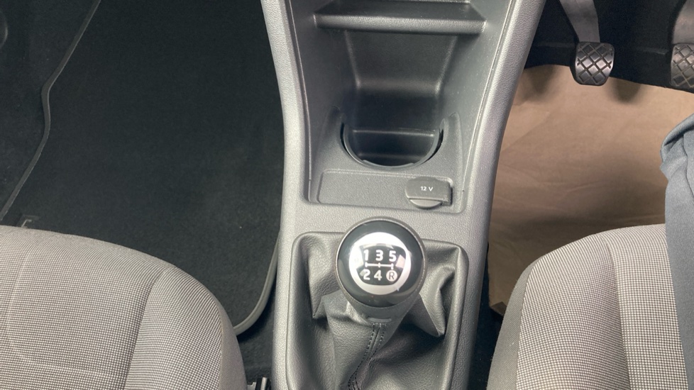 Volkswagen Up 1.0 Move Up 5dr Petrol Hatchback - Image 21