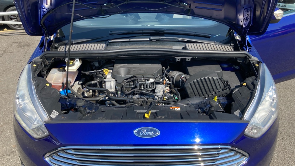 Ford C-MAX 1.0 EcoBoost 125 Titanium 5dr Petrol Estate - Image 8