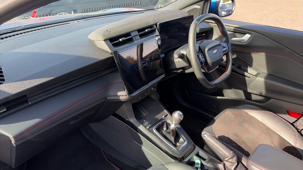 Ford Puma 1.0 EcoBoost Hybrid mHEV ST-Line X 5dr Petrol Hatchback - Image 9