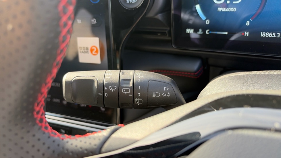 Ford Puma 1.0 EcoBoost Hybrid mHEV ST-Line X 5dr Petrol Hatchback - Image 24