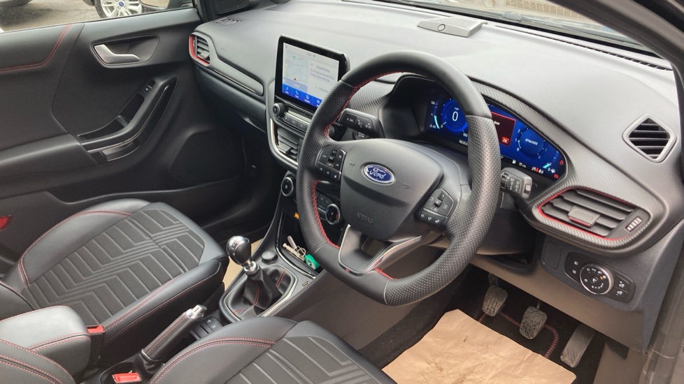 Ford Puma 1.0 EcoBoost Hybrid mHEV ST-Line X 5dr Petrol Hatchback - Image 11