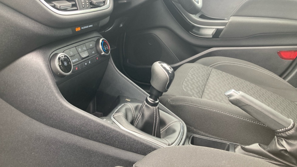 Ford Fiesta 1.0 EcoBoost Titanium 5dr Petrol Hatchback - Image 13