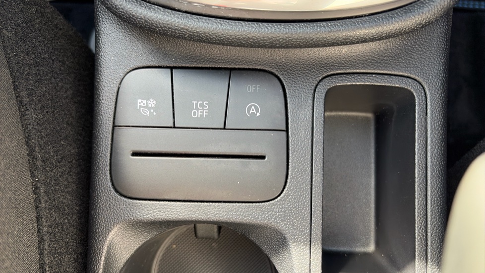 Ford Fiesta 1.0 EcoBoost Active 5dr Petrol Hatchback - Image 29