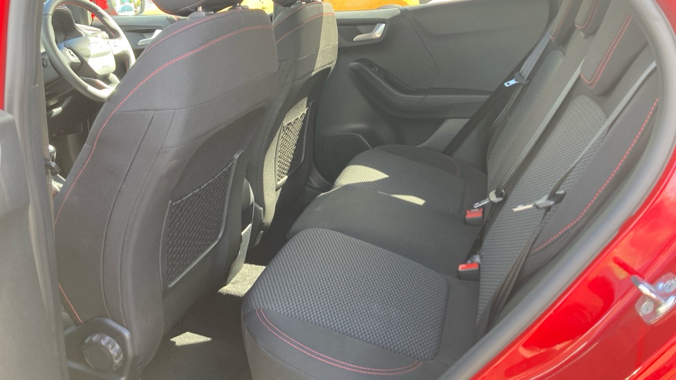Ford Puma 1.0 EcoBoost Hybrid mHEV ST-Line 5dr Petrol Hatchback - Image 16