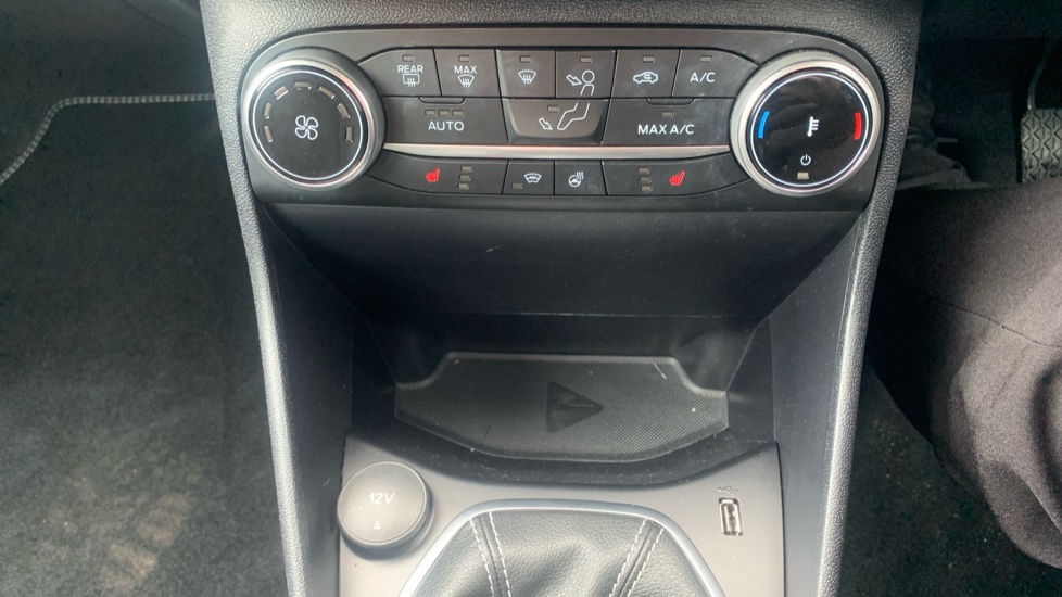 Ford Fiesta 1.0 EcoBoost Hbd mHEV 125 Titanium X 5dr Petrol Hatchback - Image 33