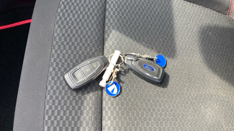 Ford Puma 1.0 EcoBoost ST-Line 5dr Petrol Hatchback - Image 20