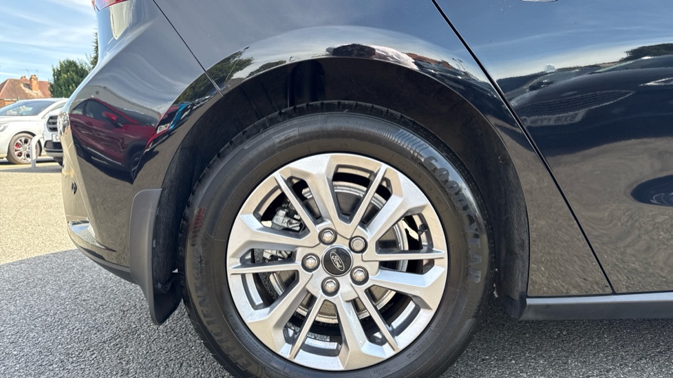 Ford Focus 1.0 EcoBoost Titanium 5dr Petrol Hatchback - Image 7